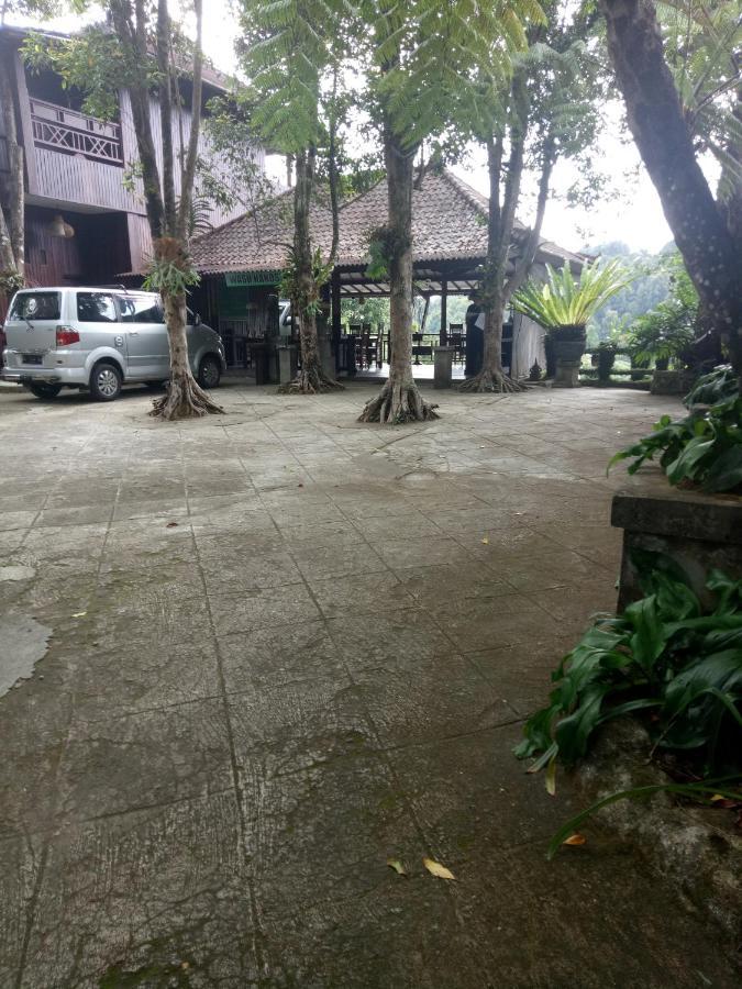 Hotel Bintang Munduk Exteriér fotografie