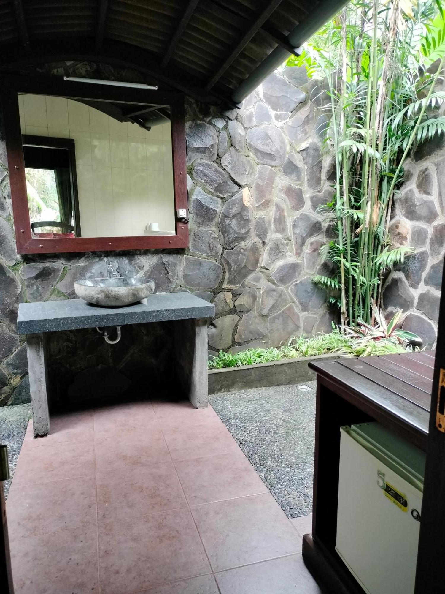 Hotel Bintang Munduk Exteriér fotografie